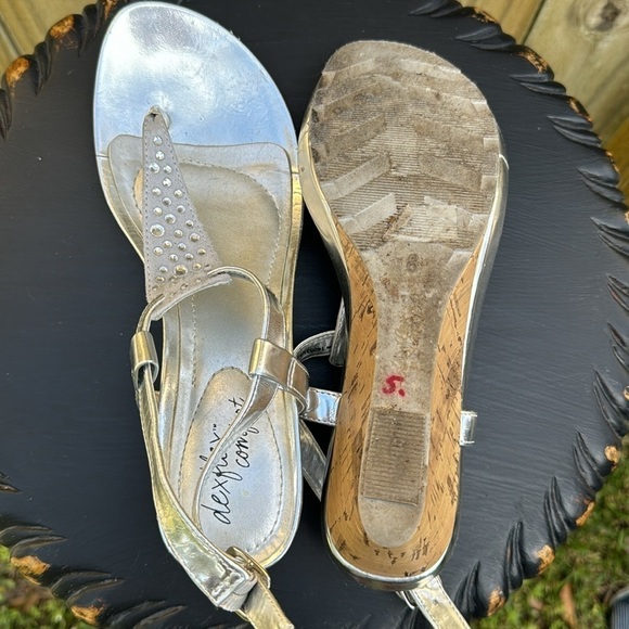 DexFlex comfort silver bling wedge sandals, size 8 - Picture 5 of 5